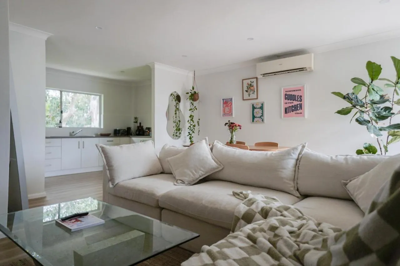Burleigh View Apartment Gold Coast