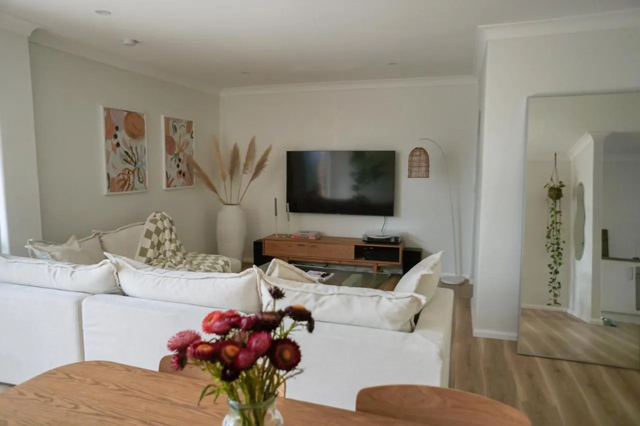 Burleigh View Apartment Gold Coast